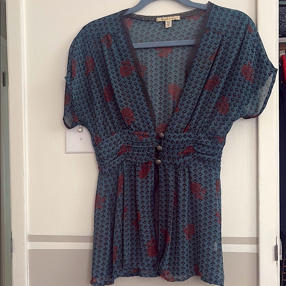 Authentic Vintage — Early 2000s Women’s Going Out Top